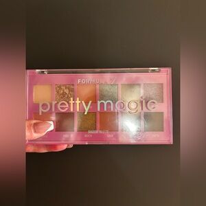 Pretty Magic Eyeshadow Palette - Bold Shades
